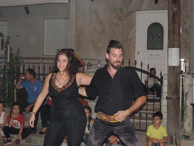 2 χρονια προσφερουμε απο καρδιας 11